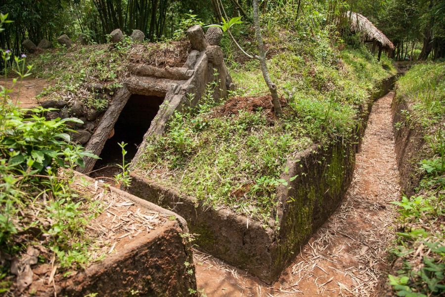 Ben-trong-dia-dao-Vinh-Moc-co-gi