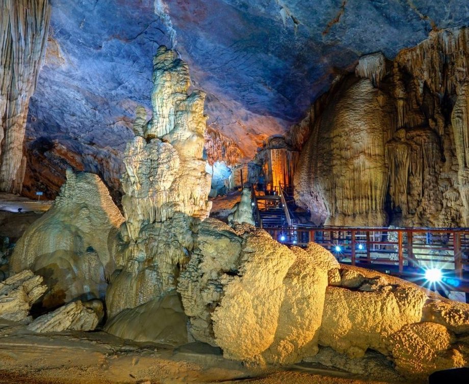 Paradise cave